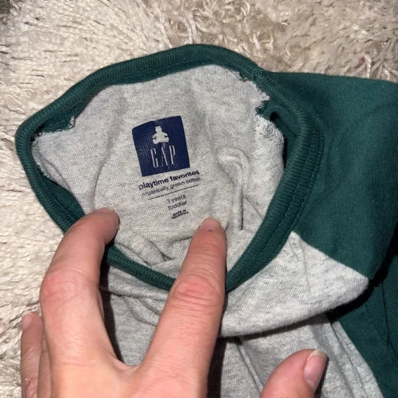 Toddler boy shirt bundle - Picture 6 of 6